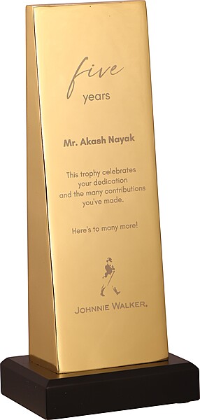JOHNIE WALKER WOOD PLAQUES TROPHY