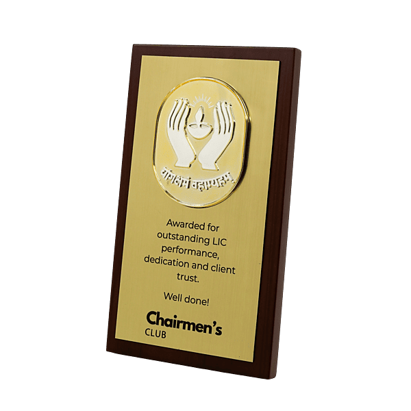 LIC CHAIRMEN  PLAQUES TROPHY1