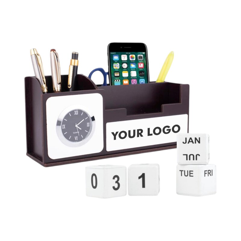 Wooden Table Top With Clock Wooden Table Top With Clock