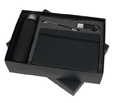 EMPLOYEE WELCOME KIT