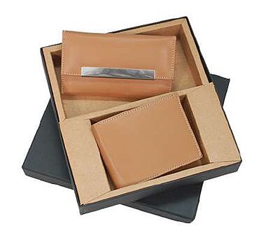 IN 1 BEIGE LEATHERITE WALLETS GIFT SET